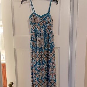 Xhilaration maxi dress size small. Like new!